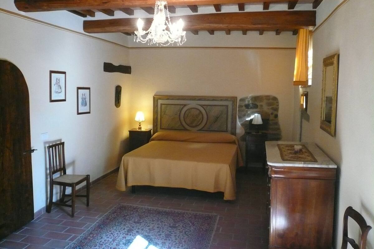 Apartment, 2 Bedrooms | Iron/ironing board, free WiFi