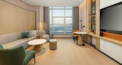 Holiday Inn Hotel and Suites Jiaxing Hangzhou Bay by IHG