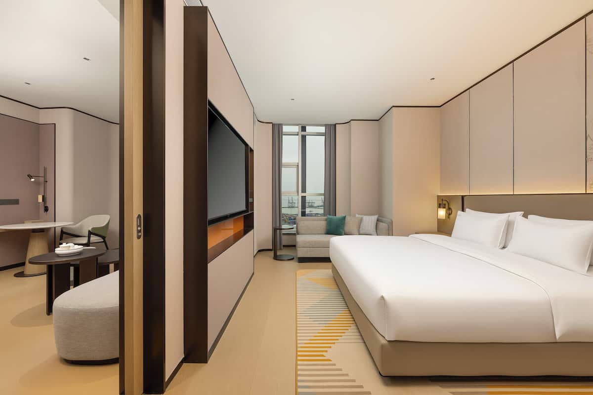 Suite, 1 Bedroom, Sea View (Super) | Free wired Internet