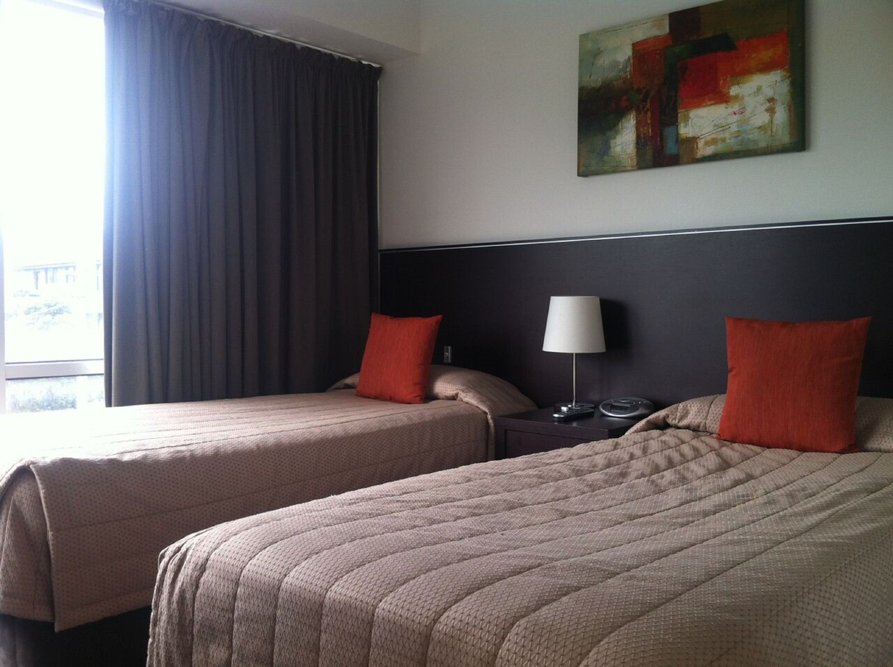 one bedroom apartment | iron/ironing board, wifi, bed sheets, alarm clocks