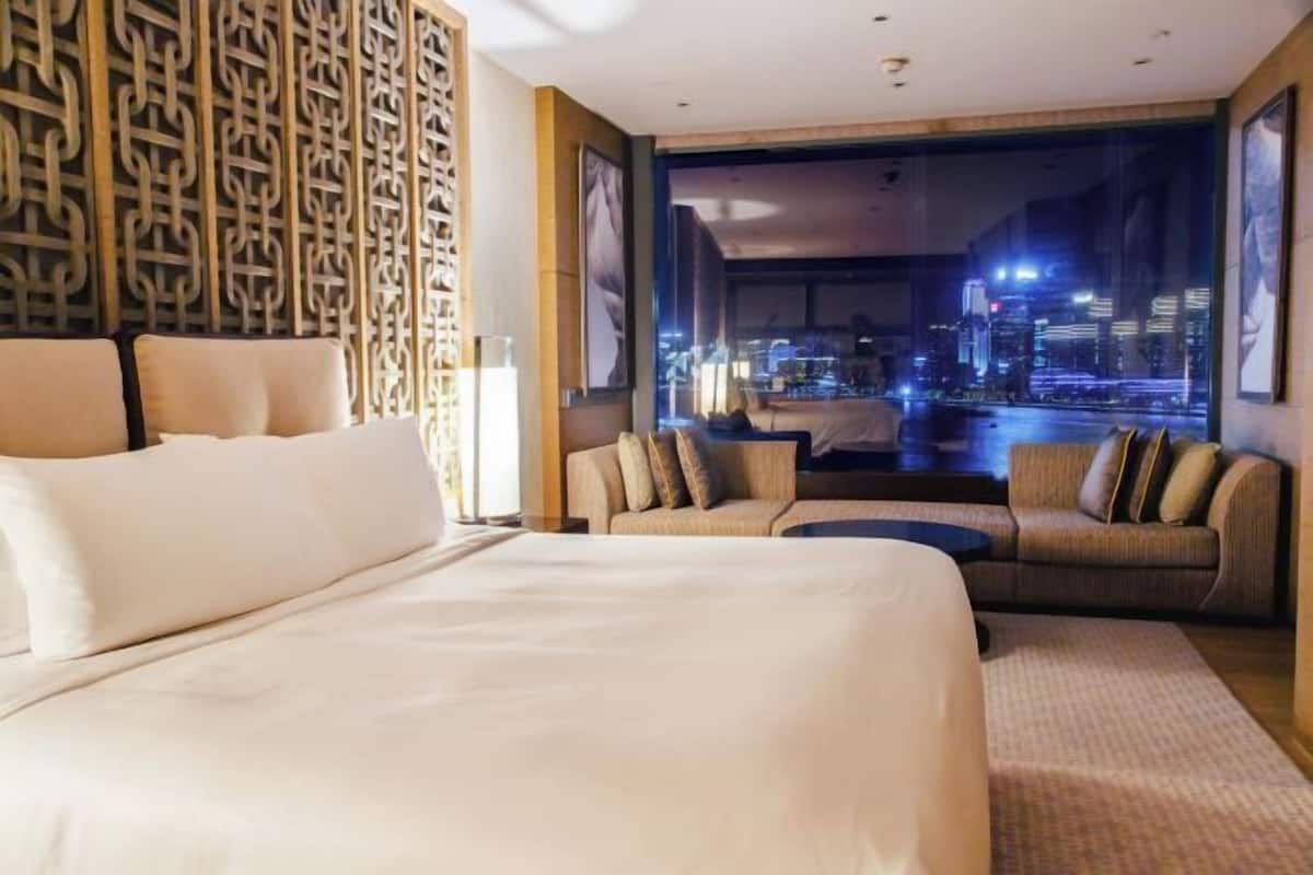 1 Schlafzimmer, Daunenbettdecken