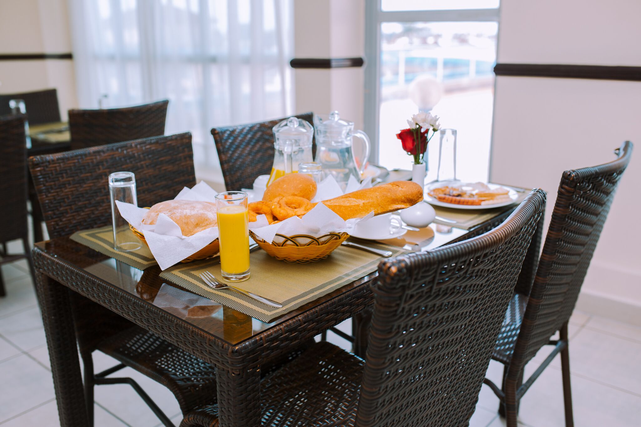 Desayuno continental todos los días (con cargo)