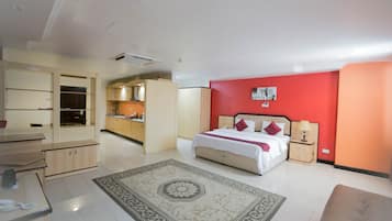 1 habitación, cubrecamas y caja de seguridad en la habitación