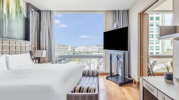 마스터 스위트, 킹사이즈침대 1개 | 고급 침구, 오리/거위털 이불, 필로우탑 침대, 미니바