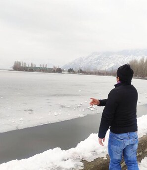 Beach - Hotel Centre Point (Srinagar)