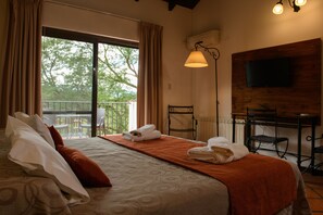 Superior Double or Twin Room, Balcony, Mountain View | In-room safe, desk, blackout drapes, free WiFi - Hotel Selva Montana (Villa San Lorenzo)