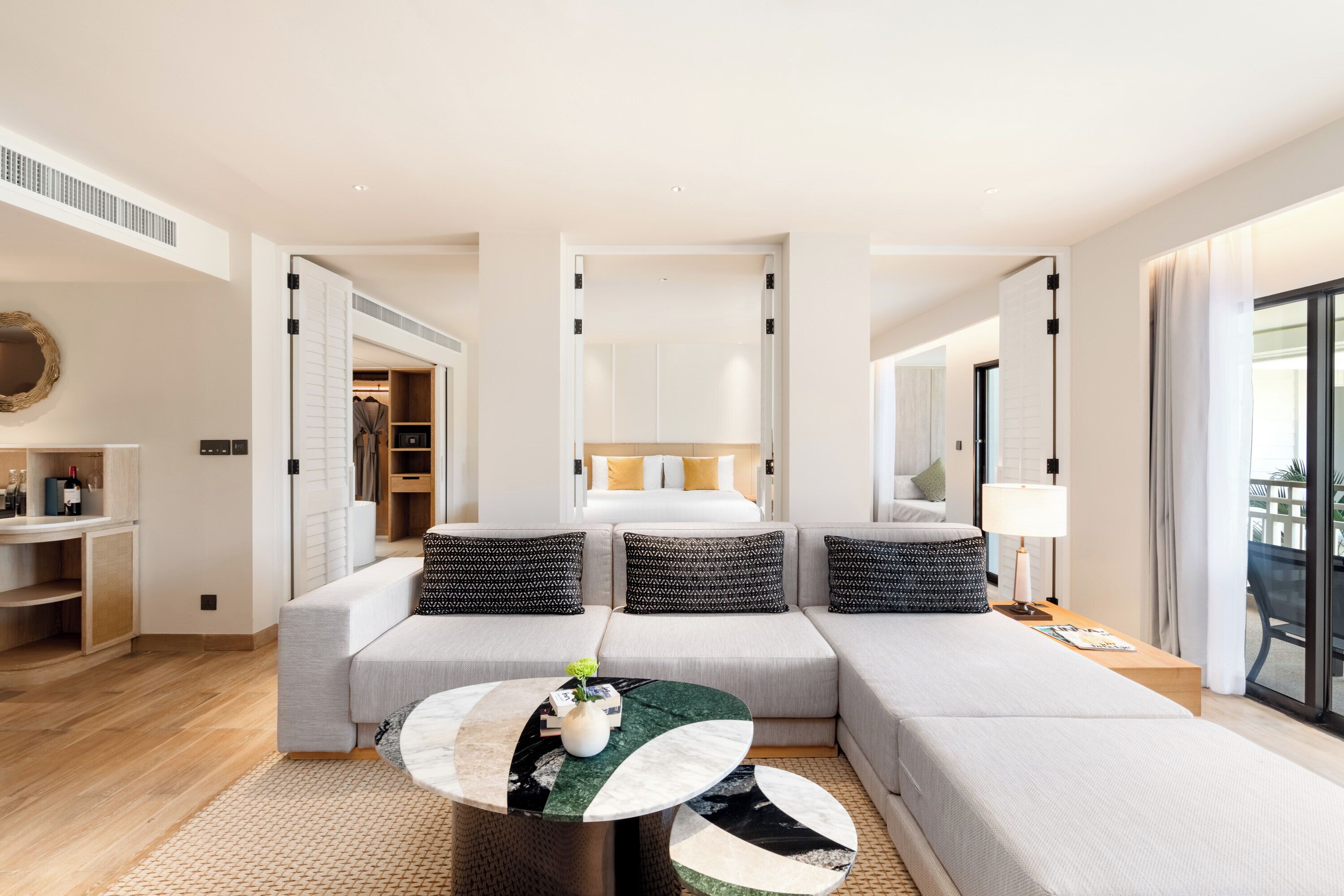 40-inch led tv with satellite channels, tv