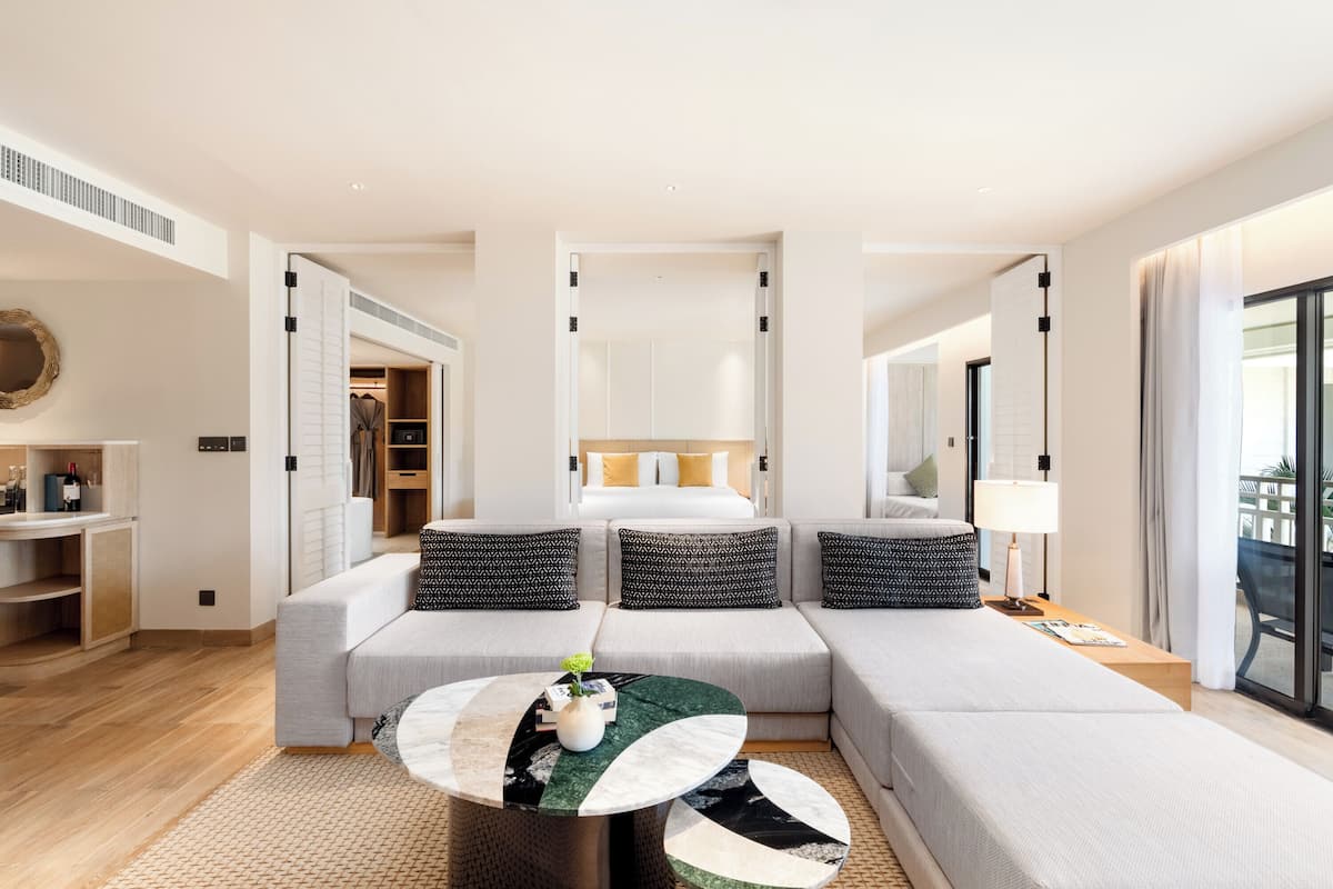 40-inch led tv with satellite channels, tv