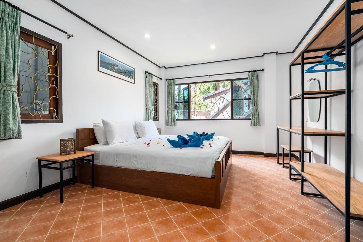 comfort apartment, 2 bedrooms, terrace, lake view | 1 bedroom, premium bedding, in-room safe, individually decorated