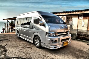 Flughafenshuttle