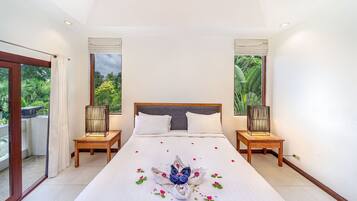 Comfort Villa, 5 Bedrooms, Private Pool, Garden View | Interior detail