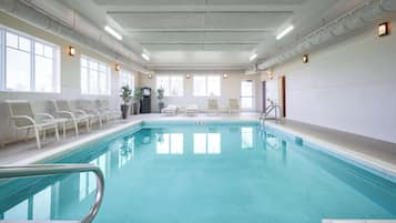 Indendørs pool