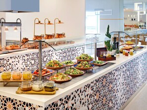 Daily buffet breakfast (AED 85 per person) - Novotel Dubai Al Barsha (Dubai)