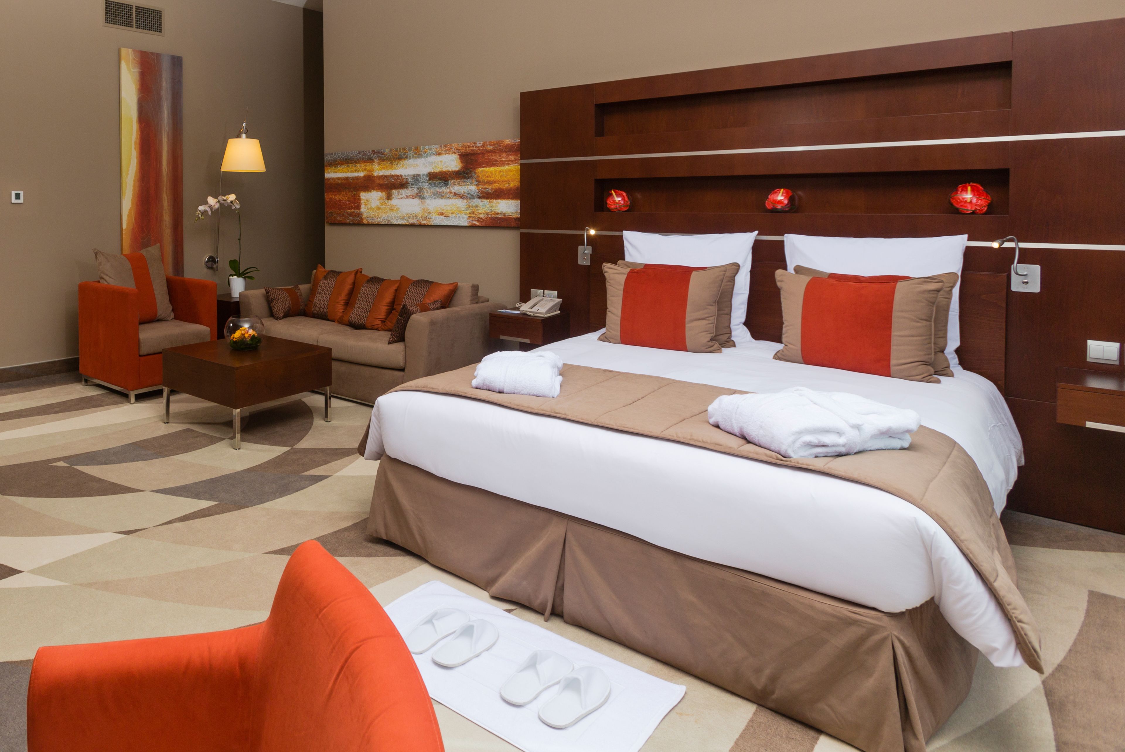 junior suite, 1 double bed | 1 bedroom, minibar, in-room safe, desk