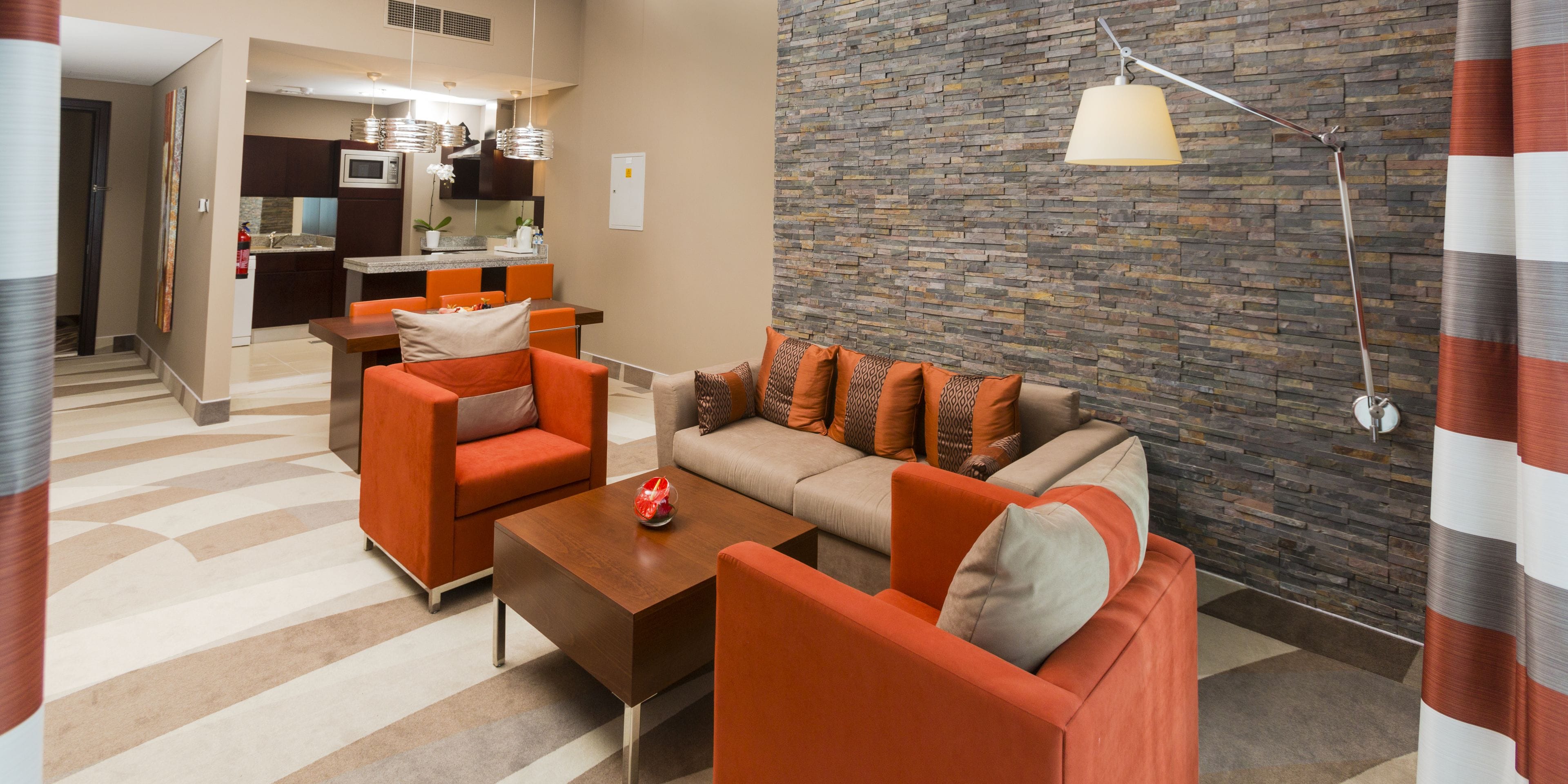 suite, 1 bedroom | living room | 32-inch lcd tv with satellite channels, tv