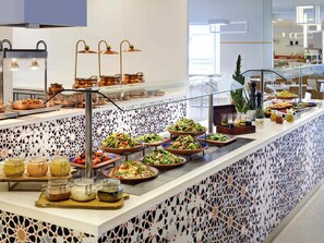 International cuisine - Novotel Dubai Al Barsha (Dubai)