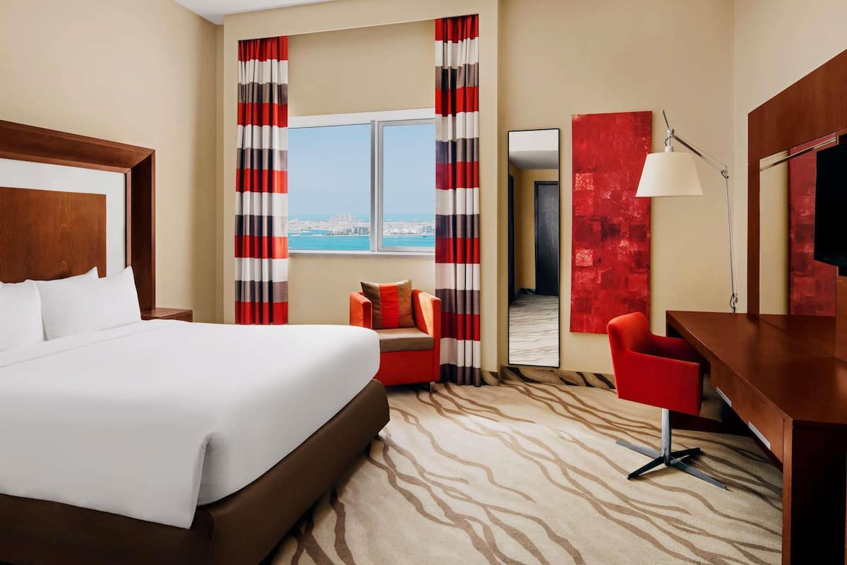 Minibar, in-room safe, desk, laptop workspace