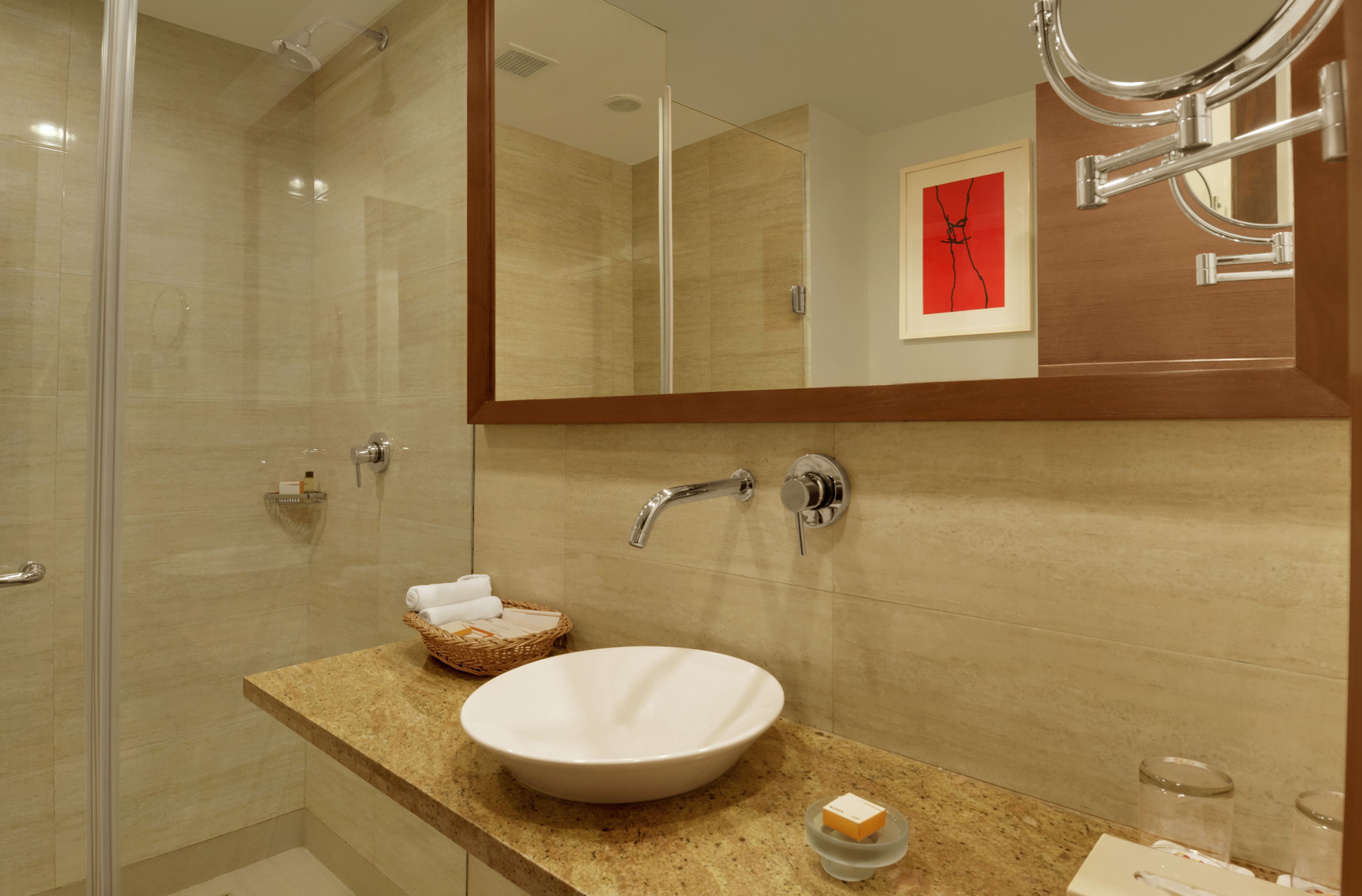 shower, rainfall showerhead, free toiletries, hair dryer