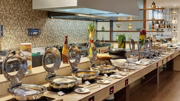 Daily buffet breakfast for a fee