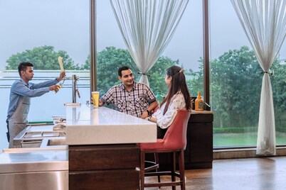 Four Points by Sheraton New Delhi, Airport Highway