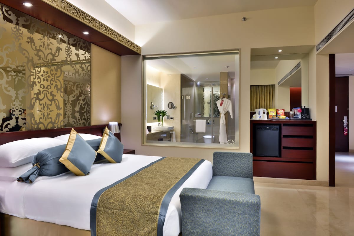 1 Schlafzimmer, hochwertige Bettwaren, Daunenbettdecken