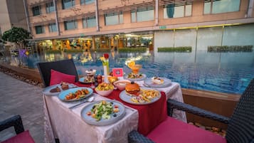 3 restaurants, breakfast, lunch, dinner served; Indian cuisine