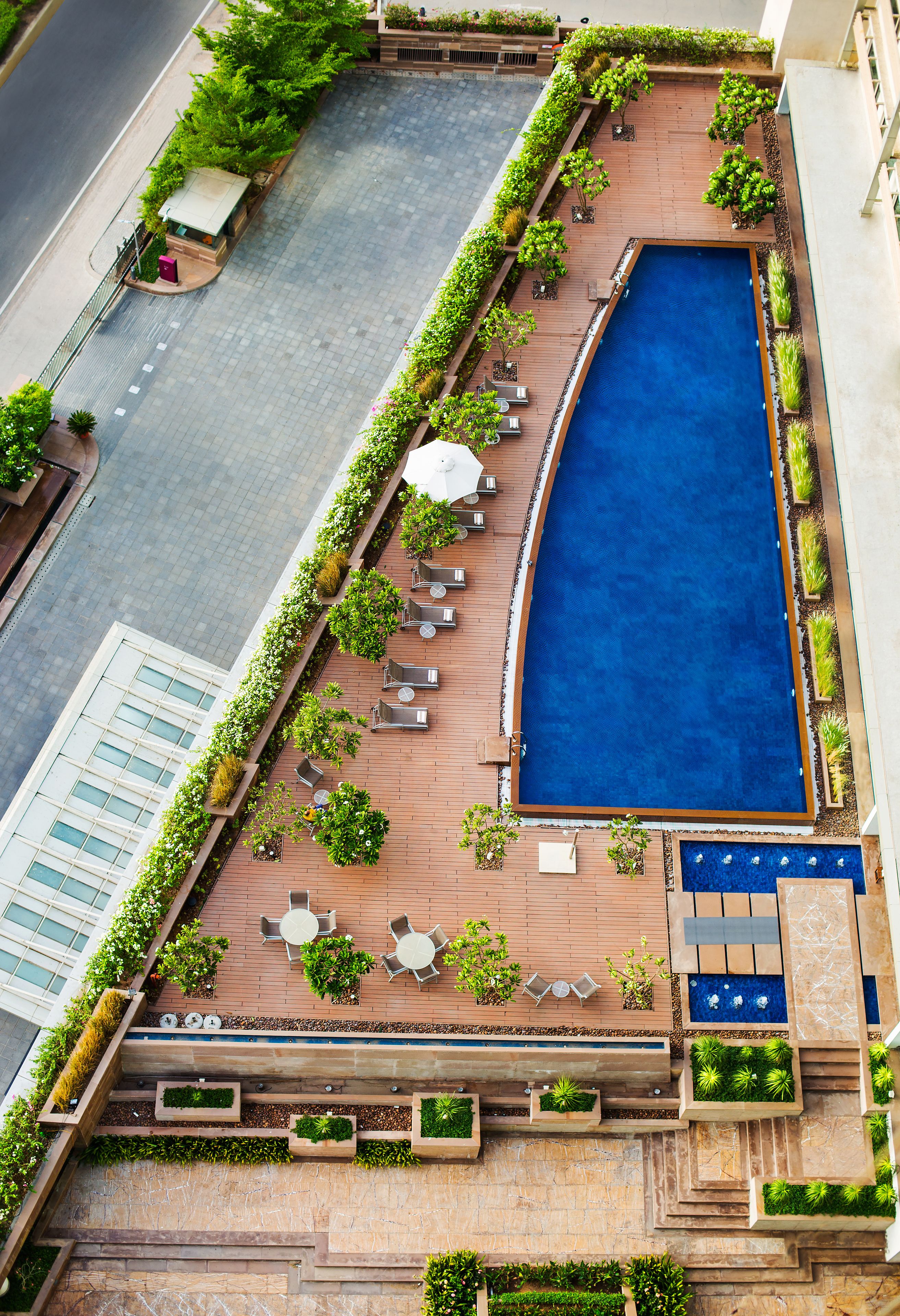 standard room, 2 single beds | outdoor pool | outdoor pool, open 7:00 am to 7:00 pm, pool umbrellas, pool loungers