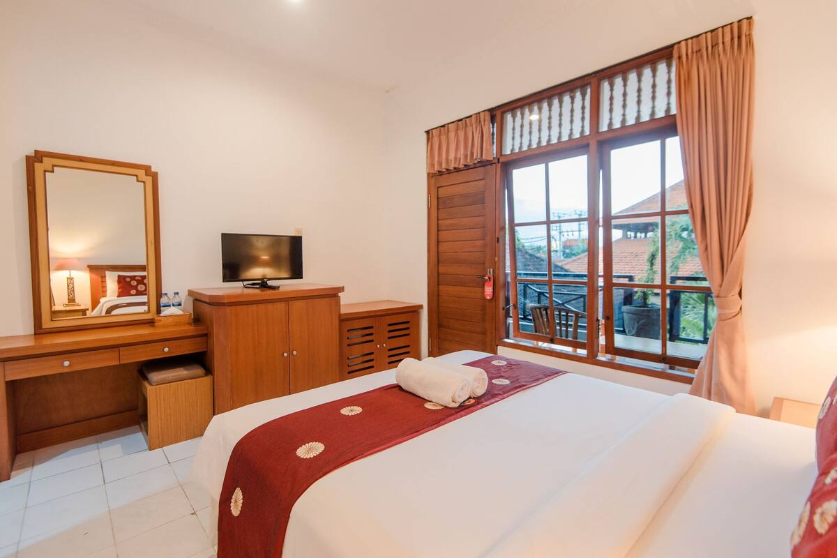 1 bedroom, minibar, desk, free WiFi