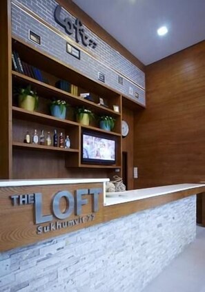 Lobby - The Loft 77 Hotel (Bangkok)