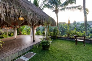 Grill-/Picknickplatz