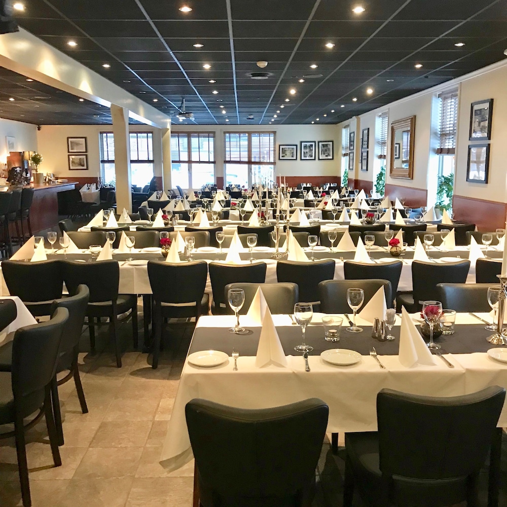 Reenskaug hotel by null