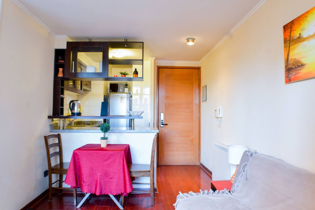 Standard Apartment, 1 Bedroom | In-room dining