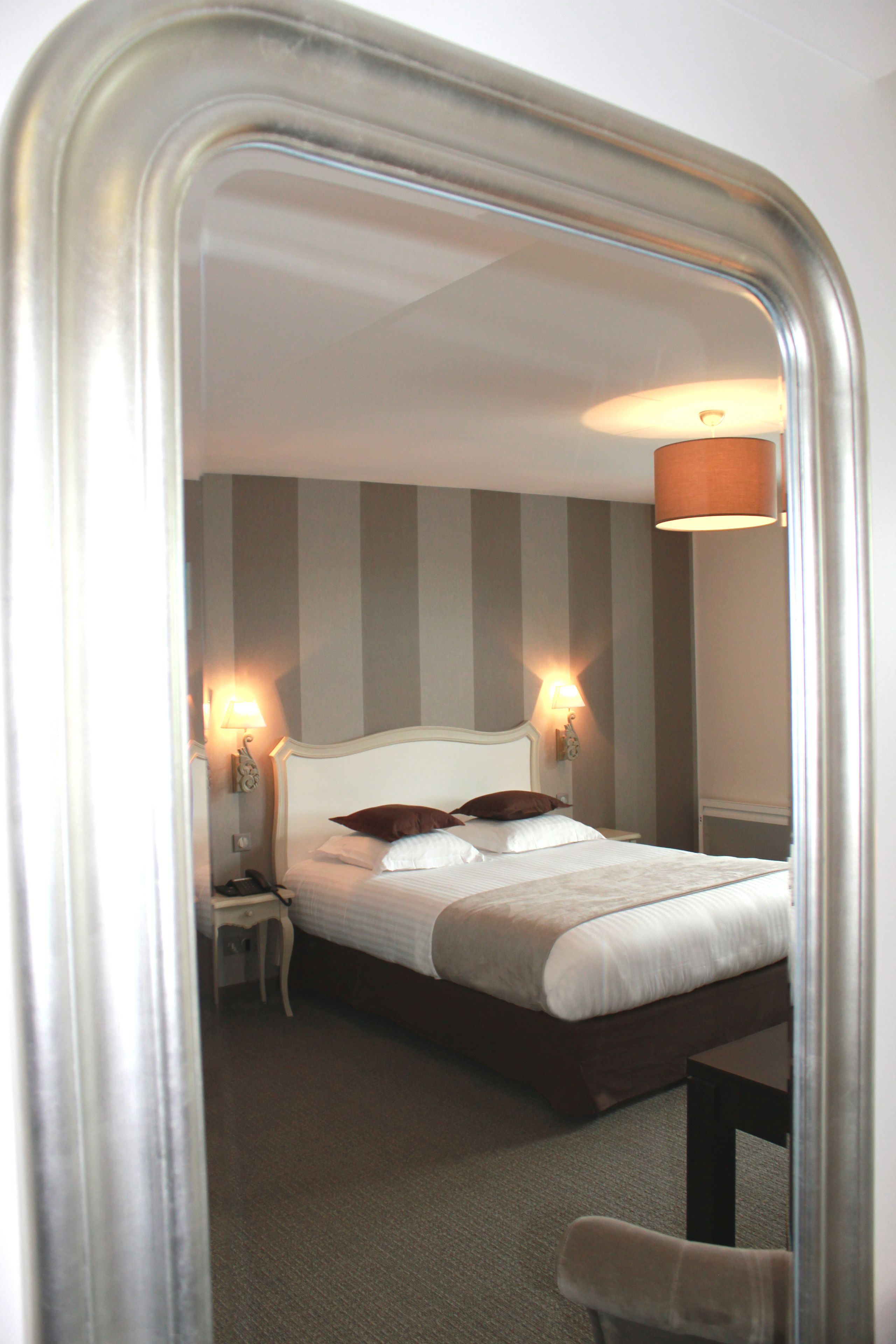 premium bedding, individually decorated, desk, laptop workspace