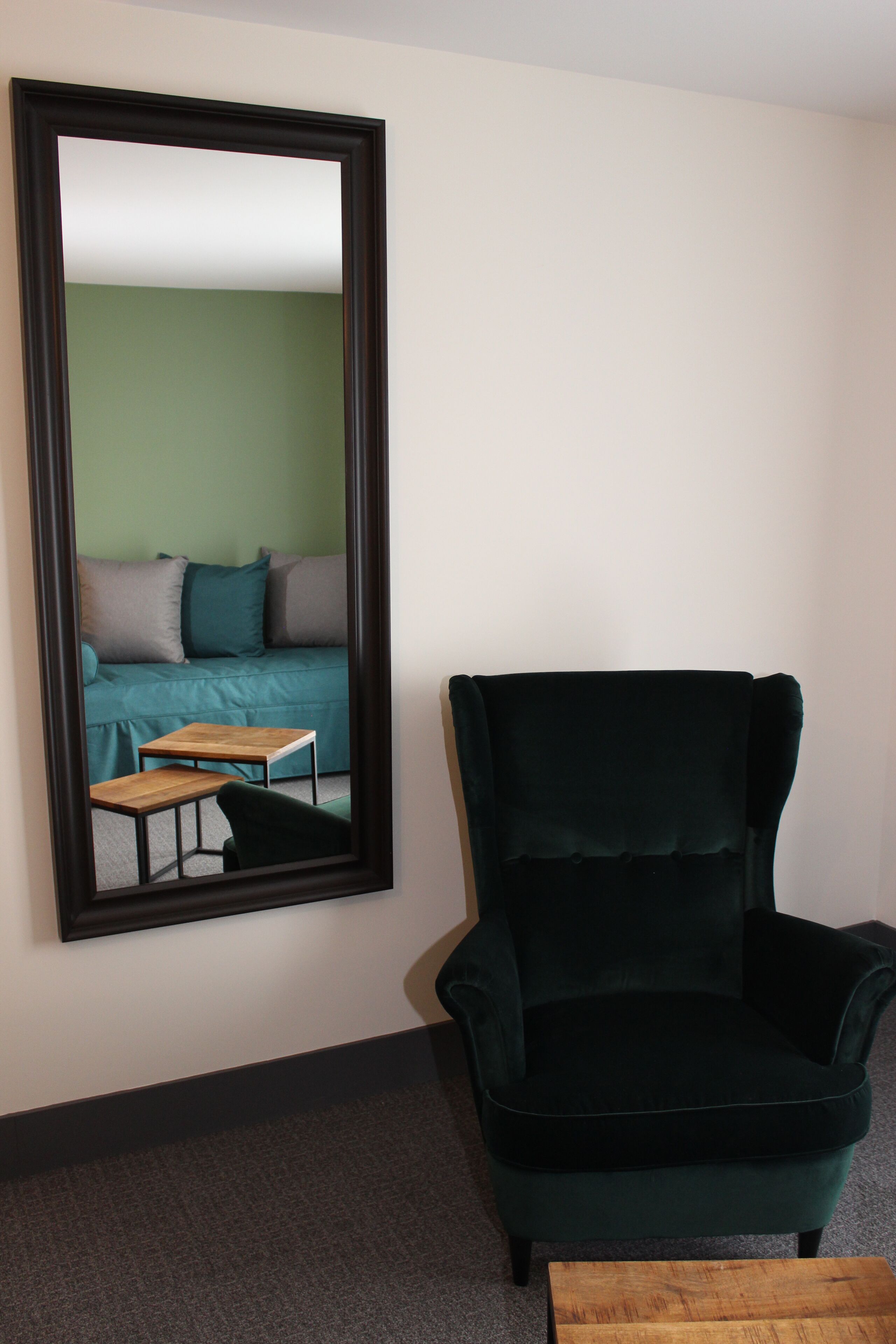 premium bedding, individually decorated, desk, laptop workspace