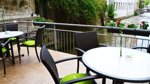 Unclassified image, 2 of 53, button - ECOINN Hotel am Campus (Esslingen)