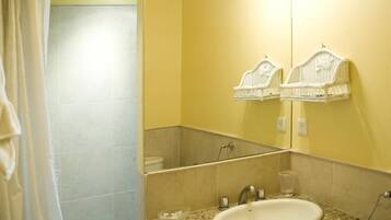 Free toiletries