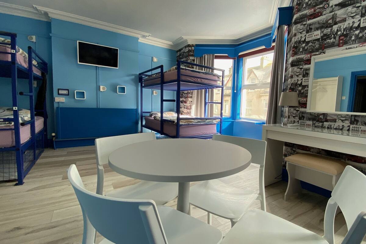Family Suite, Multiple Beds (1F) | Iron/ironing board, free WiFi, bed sheets