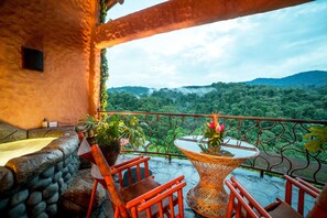 View from room - Peace Lodge (Vara Blanca)