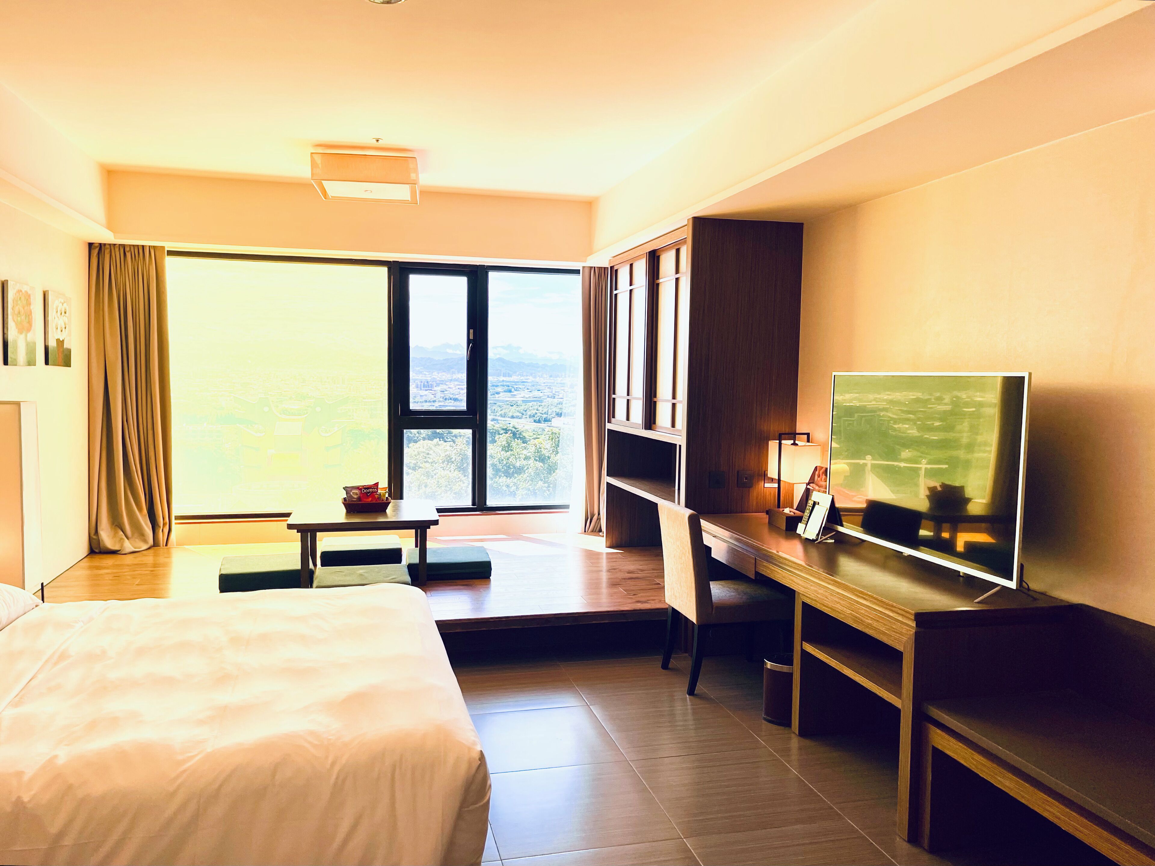 Familie-dobbeltværelse - 2 queensize-senge | Dundyner, pengeskab på værelset, gratis Wi-Fi, sengetøj