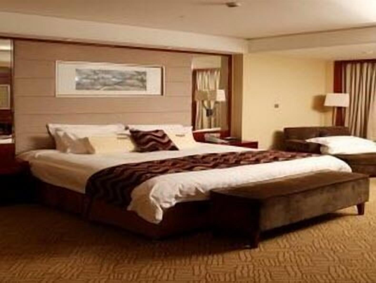 Deluxe Executive King Room
