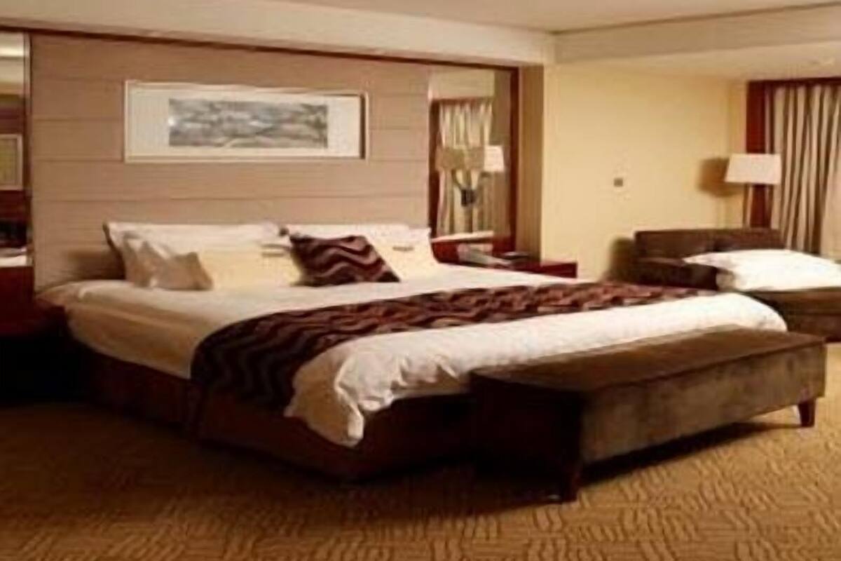 Deluxe Executive King Room