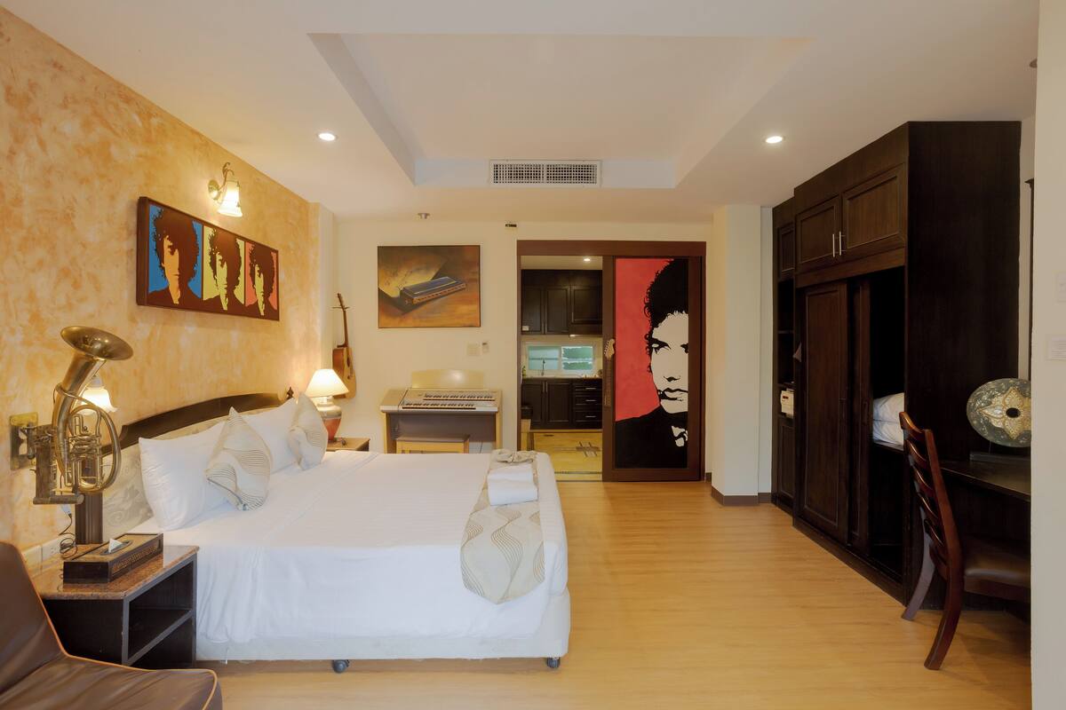 In-room safe, free WiFi, individually decorated, individually furnished