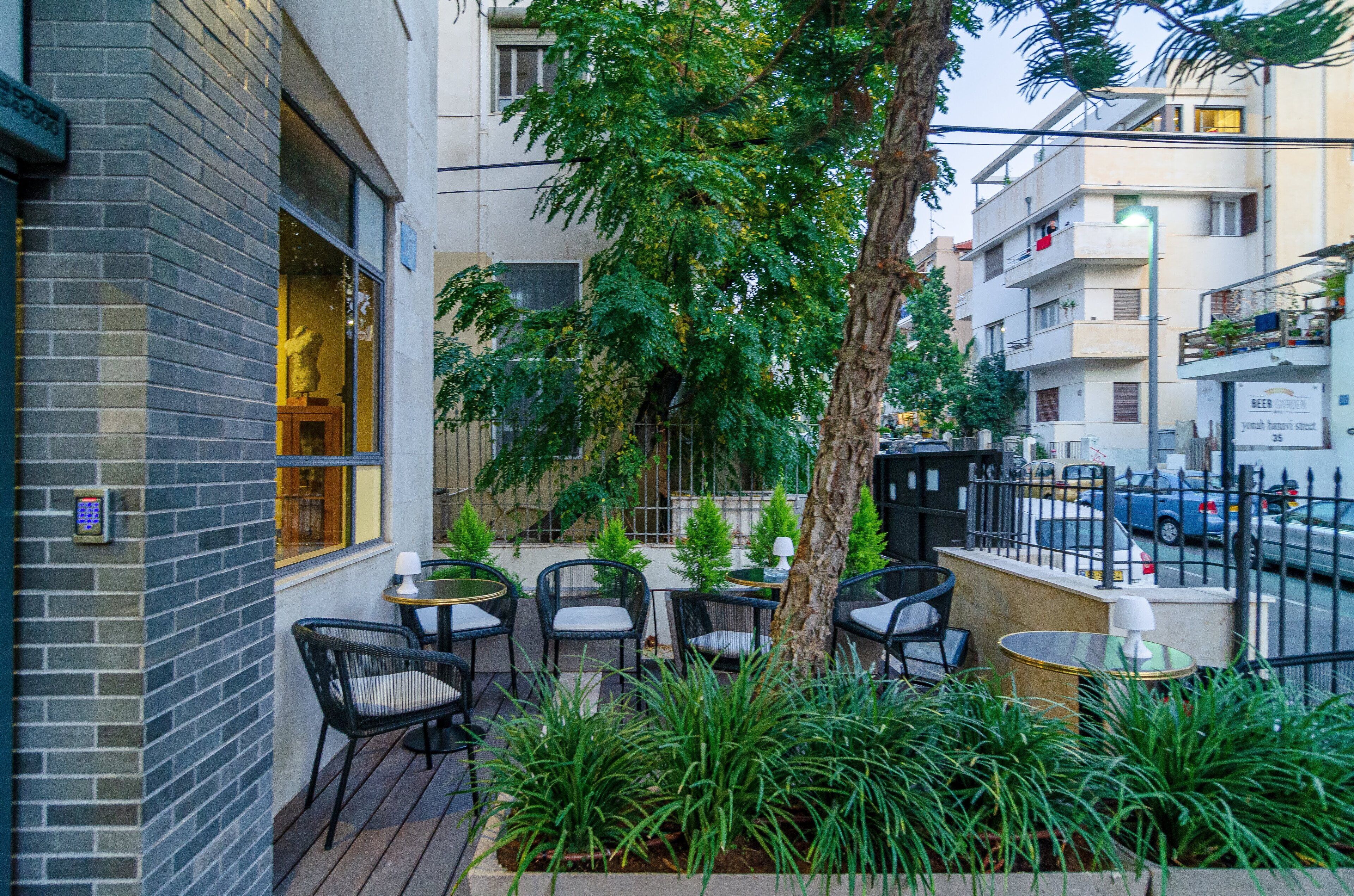 Photo - Beer Garden Hotel