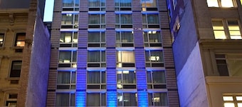 Holiday Inn Express Manhattan Times Square South by IHG