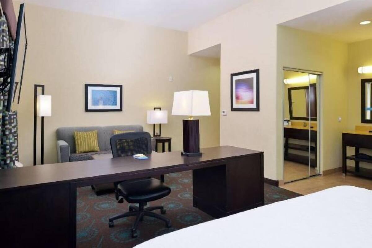 In-room safe, soundproofing, iron/ironing board, free cribs/infant beds