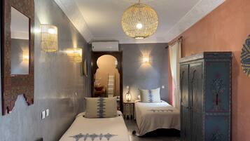 Superior Room | Premium bedding, free WiFi, bed sheets