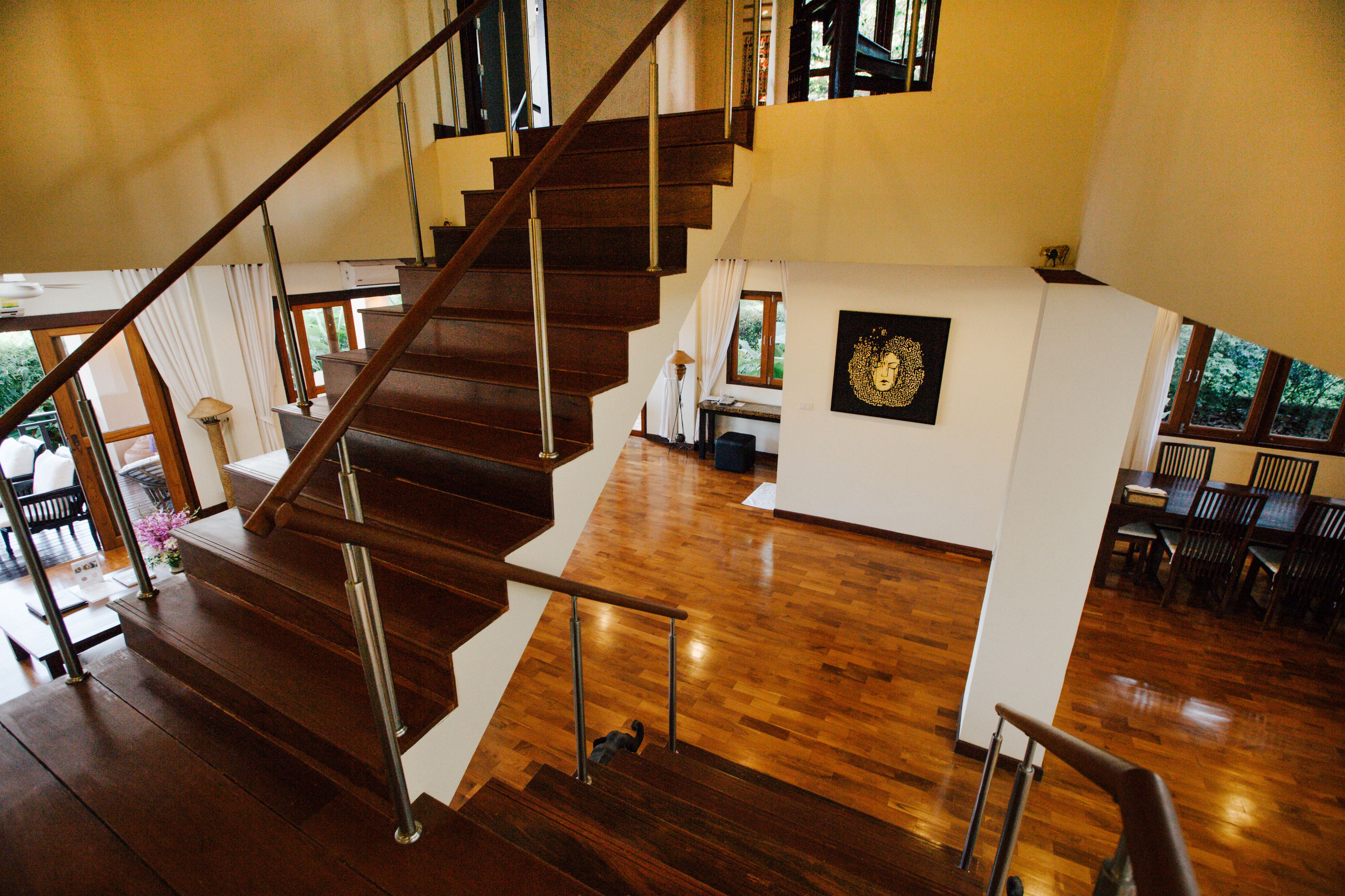 2 bedroom premier | staircase