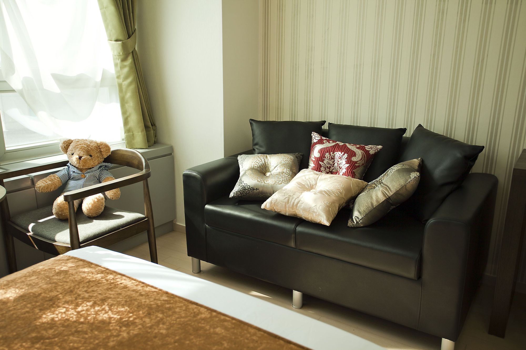 premium bedding, down duvets, pillow-top beds, individually decorated