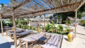 Habitación de lujo | Edredones de plumas, colchones viscoelásticos, caja fuerte y wifi gratis