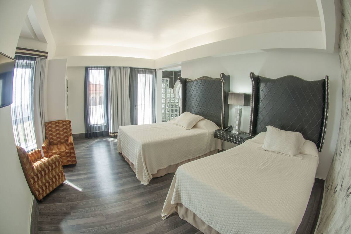 Deluxe Room | Premium bedding, down duvets, blackout curtains